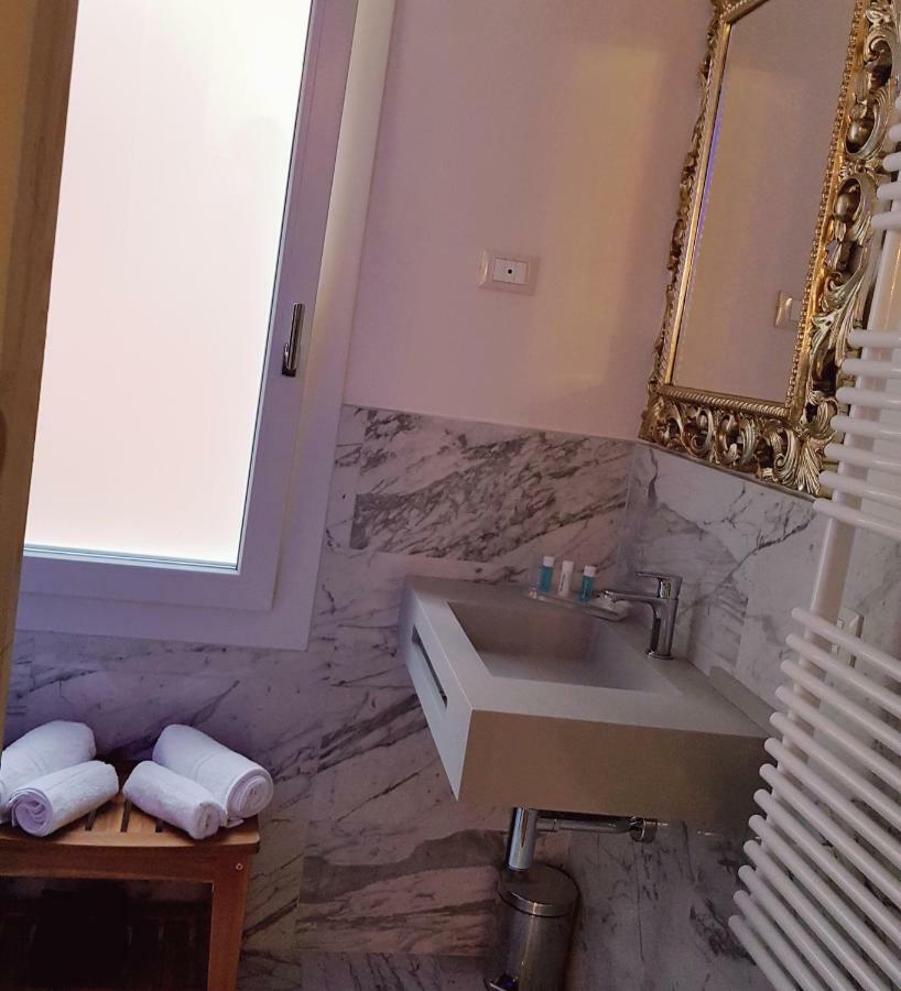 Ca' Vittoria Boutique House Apartsuite Chioggia Eksteriør bilde