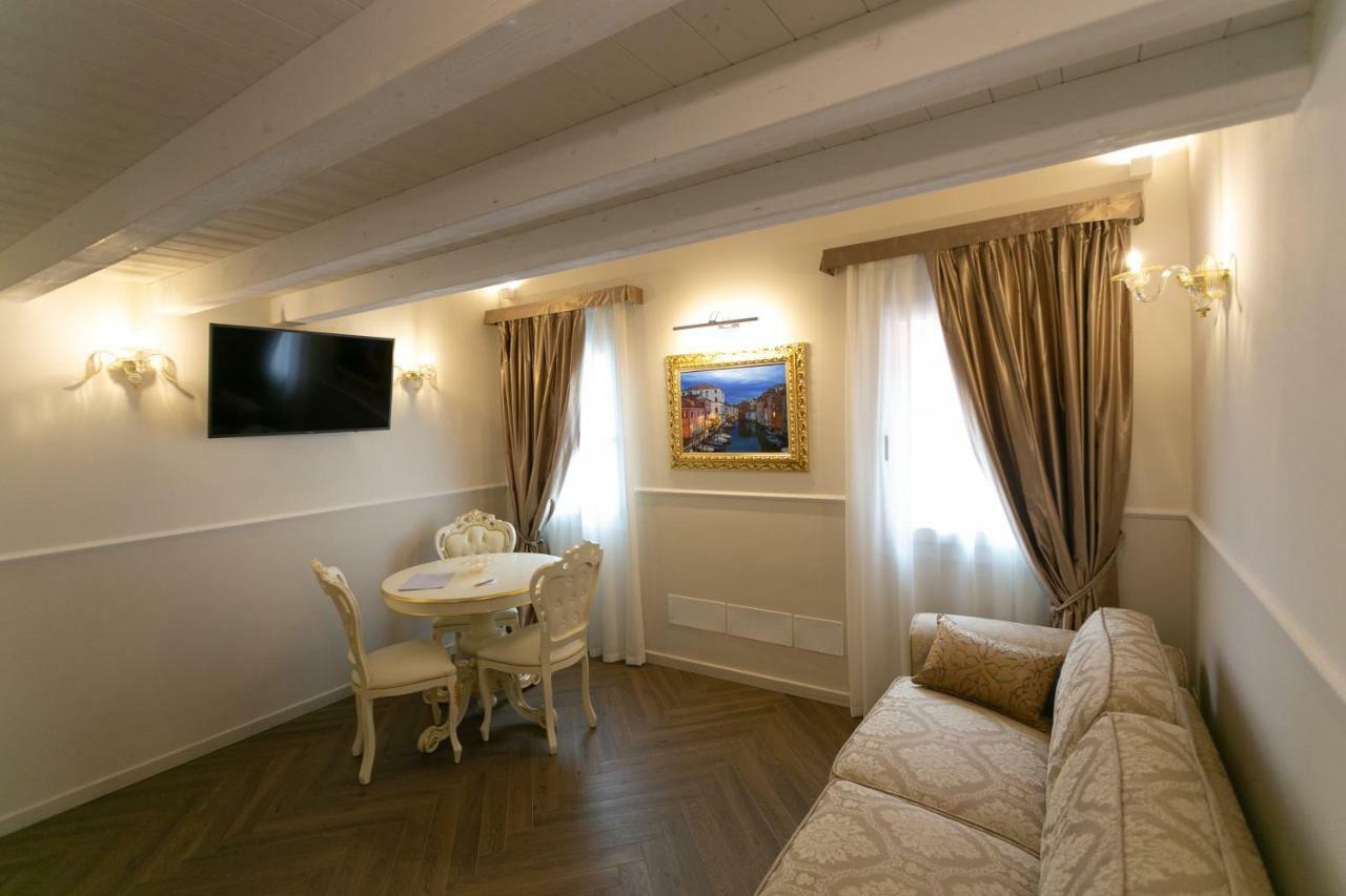 Ca' Vittoria Boutique House Apartsuite Chioggia Eksteriør bilde