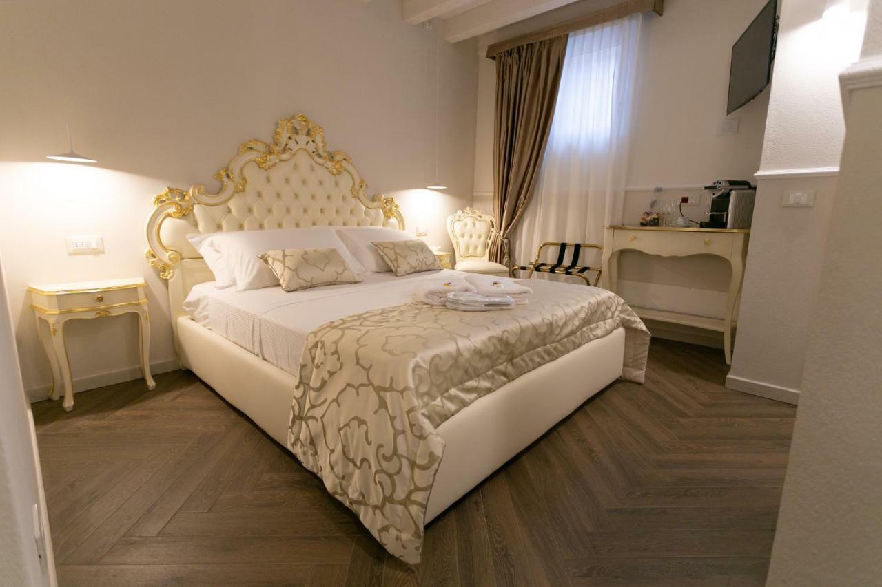 Ca' Vittoria Boutique House Apartsuite Chioggia Eksteriør bilde