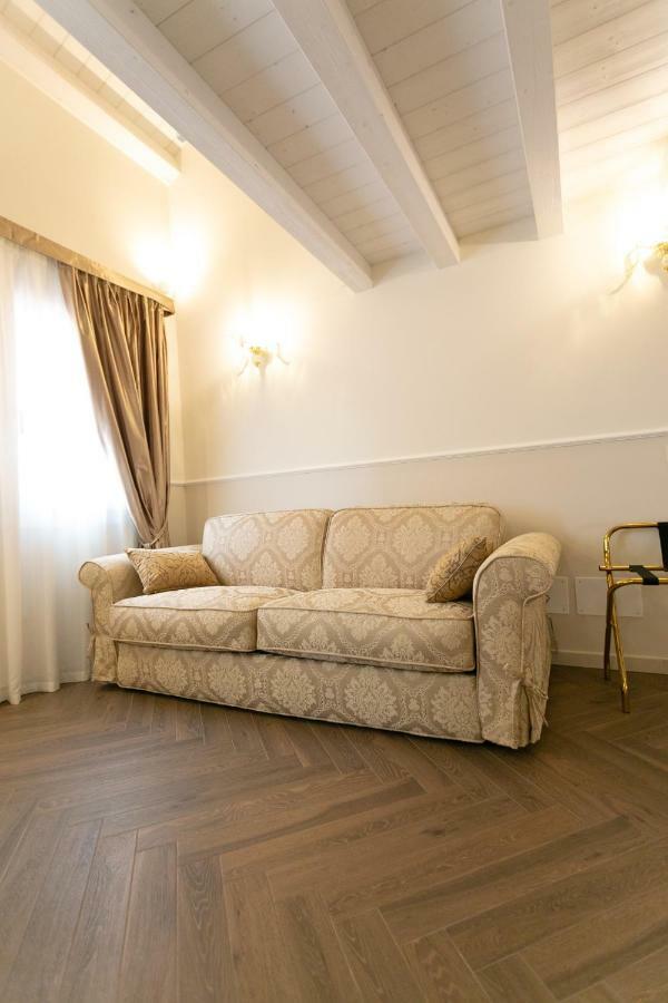 Ca' Vittoria Boutique House Apartsuite Chioggia Eksteriør bilde
