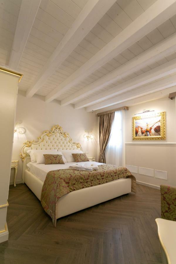 Ca' Vittoria Boutique House Apartsuite Chioggia Eksteriør bilde
